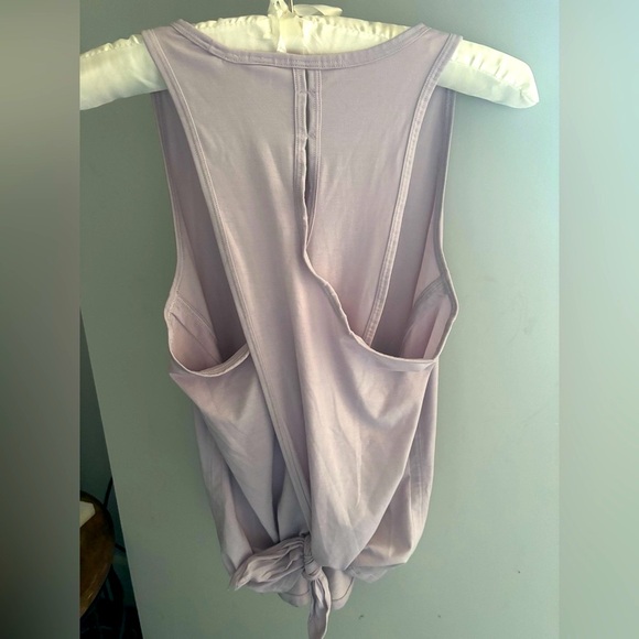 Athleta Essence Tie Back Tank size small - Picture 3 of 7